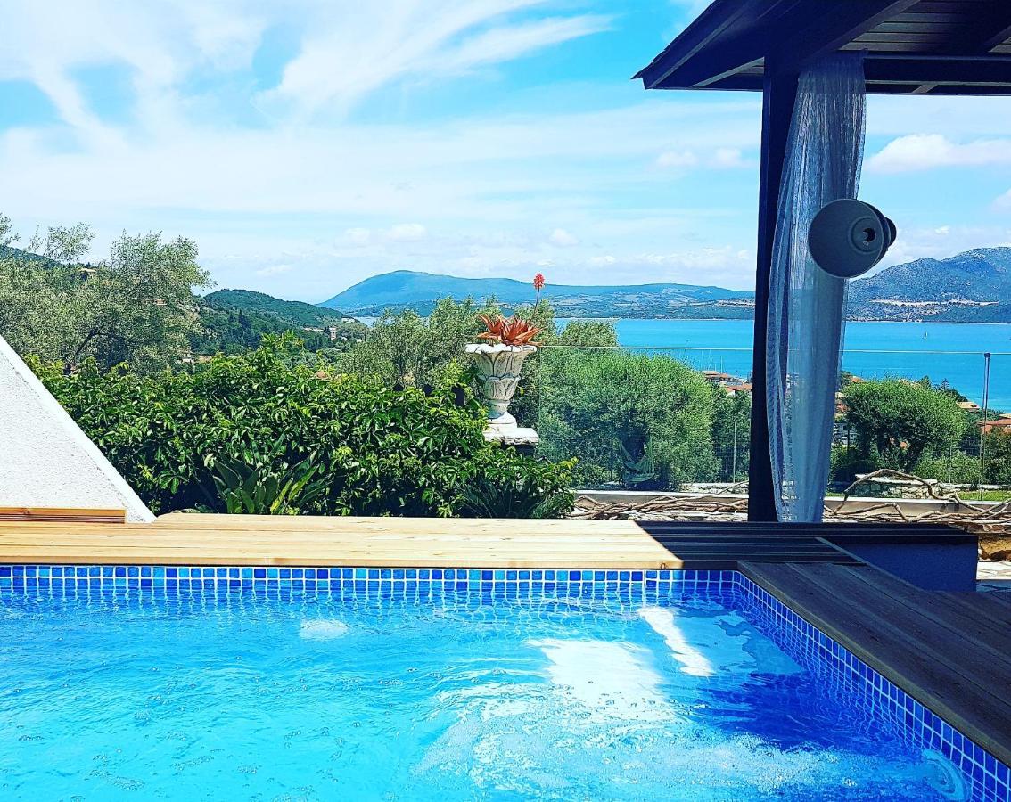 Luxury Villa Athina นิเกียนา ภายนอก รูปภาพ