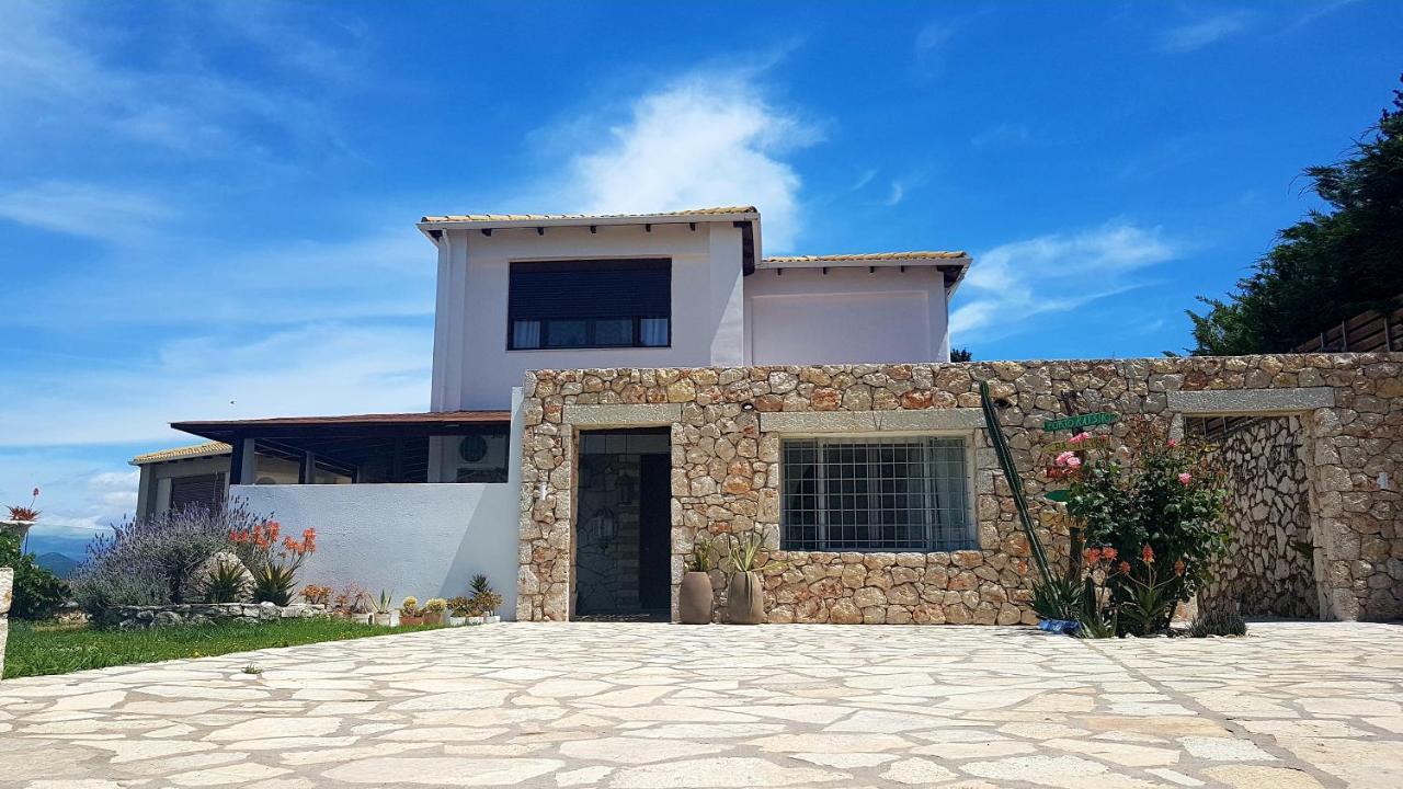 Luxury Villa Athina นิเกียนา ภายนอก รูปภาพ