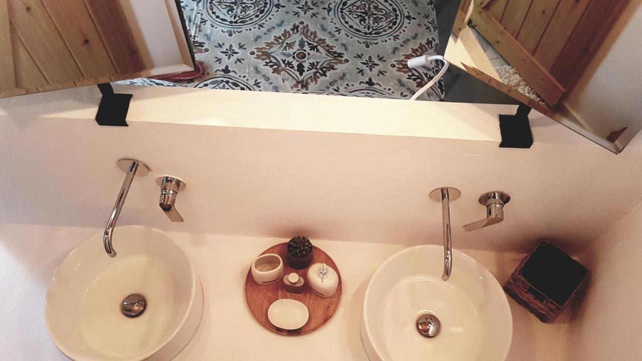 Luxury Villa Athina นิเกียนา ภายนอก รูปภาพ