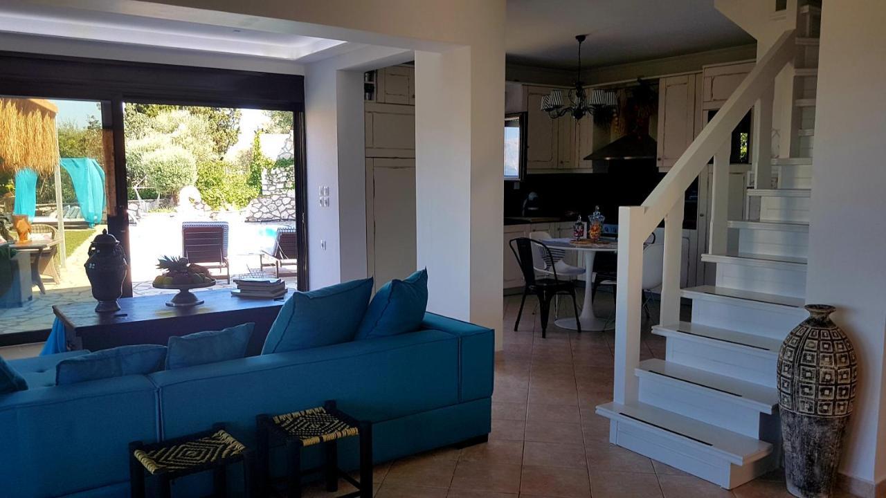 Luxury Villa Athina นิเกียนา ภายนอก รูปภาพ